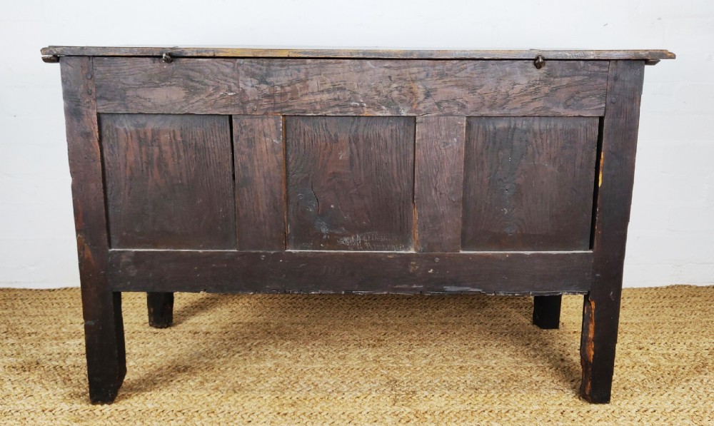 An 18th century west country coffer.  View V