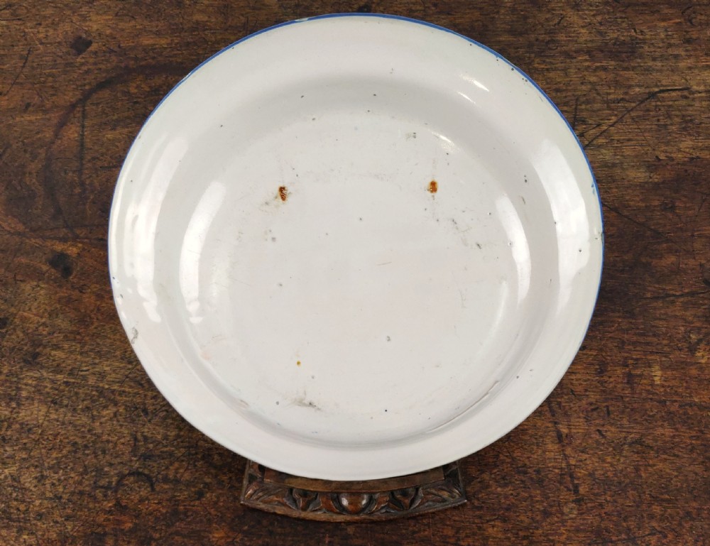 A fine 18th century Delft plate View V