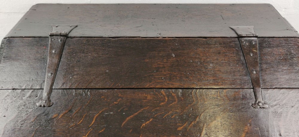 An early 17th century desk box. View III