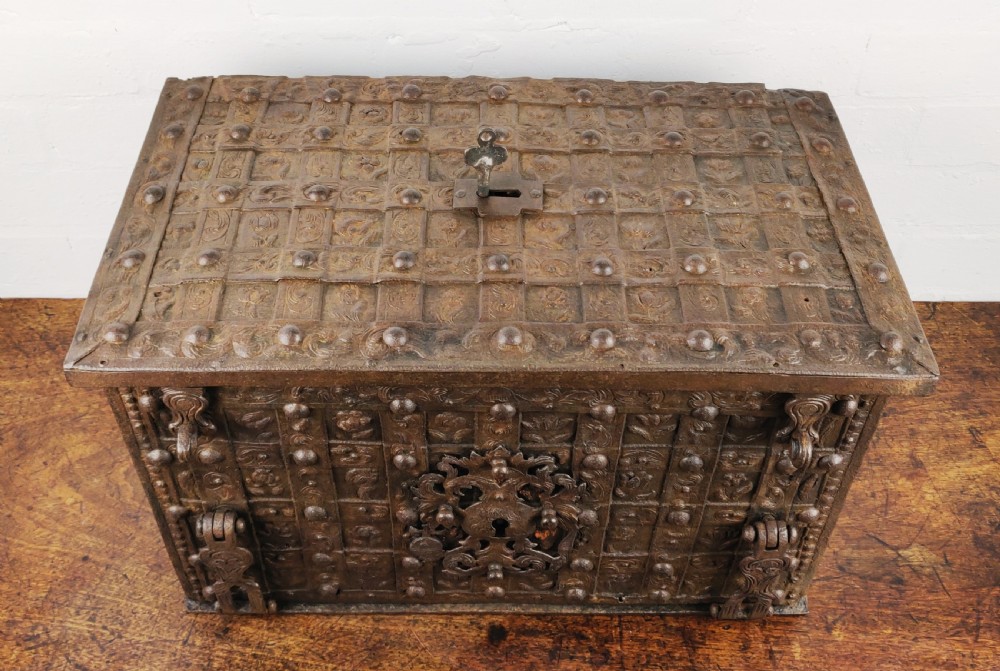 An elaborate 16th century Nuremberg chest.  View IV