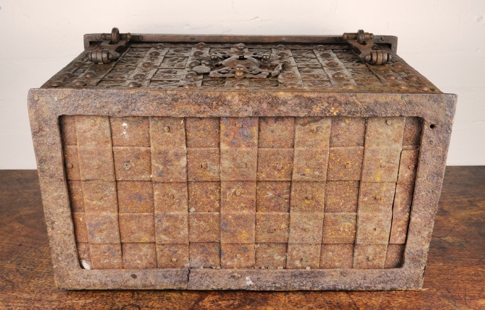 An elaborate 16th century Nuremberg chest.  View XVI