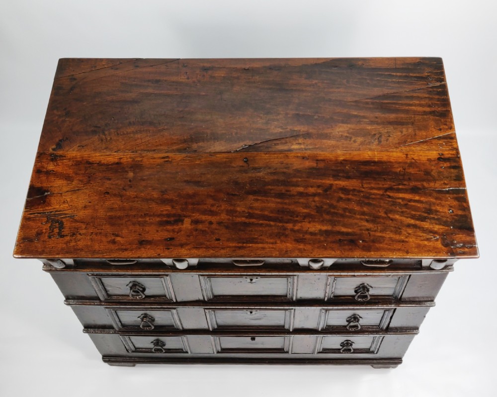 A fabulous 17th century chest of drawers. View VII