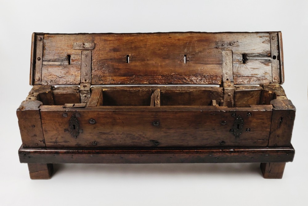 An early 16th century coin chest.  View XII