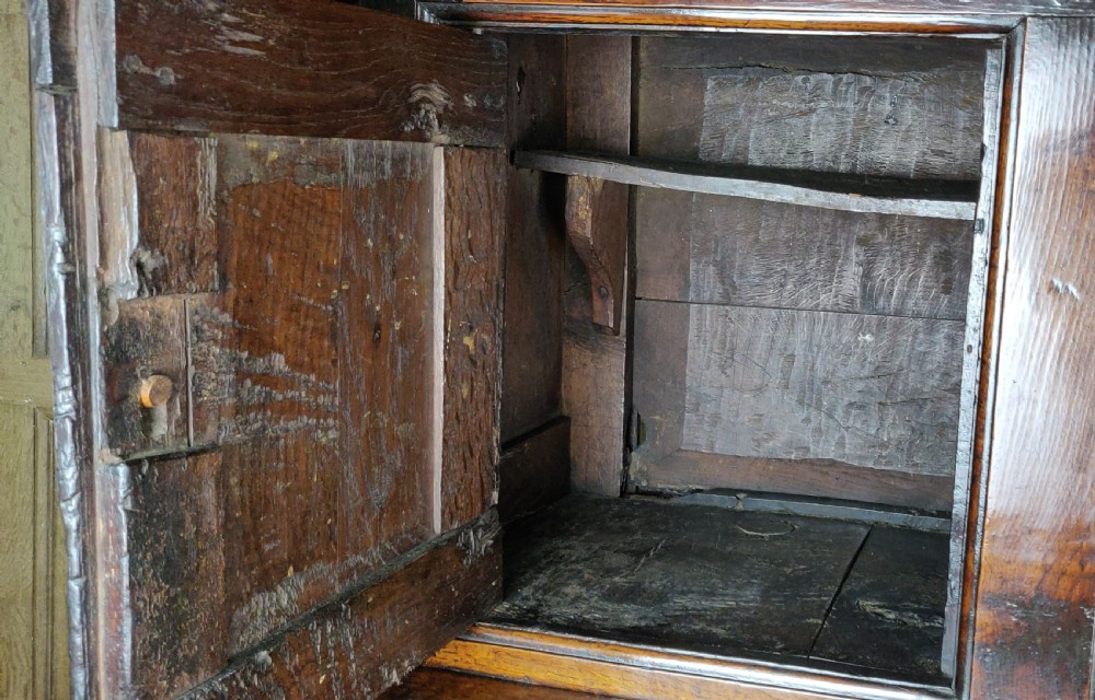 An early 18th century court cupboard. View VIII