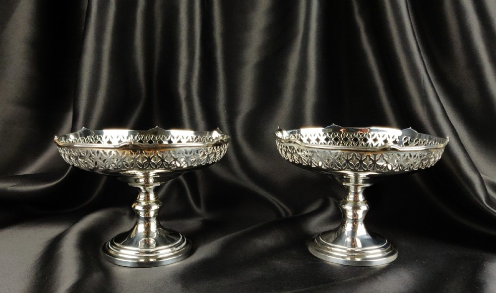 A pair of silver Bonbon dishes. 