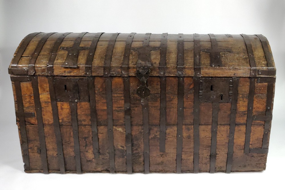 A large early 17th century iron bound chest.  View III
