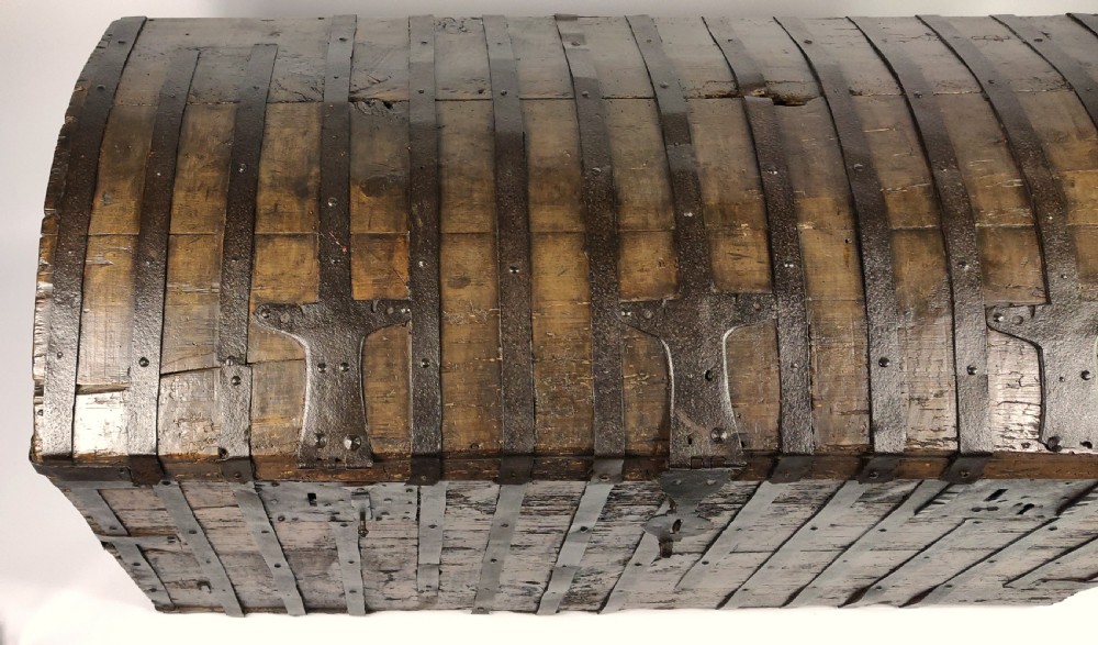 A large early 17th century iron bound chest.  View IV