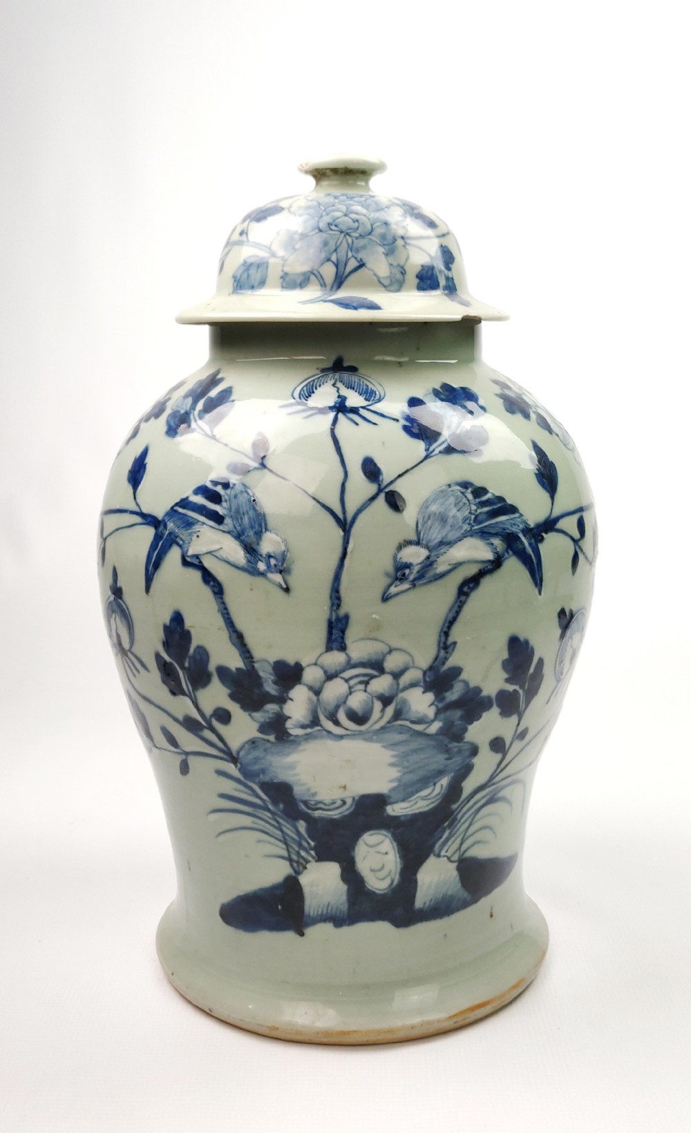 A large 19th century Chinese vase.