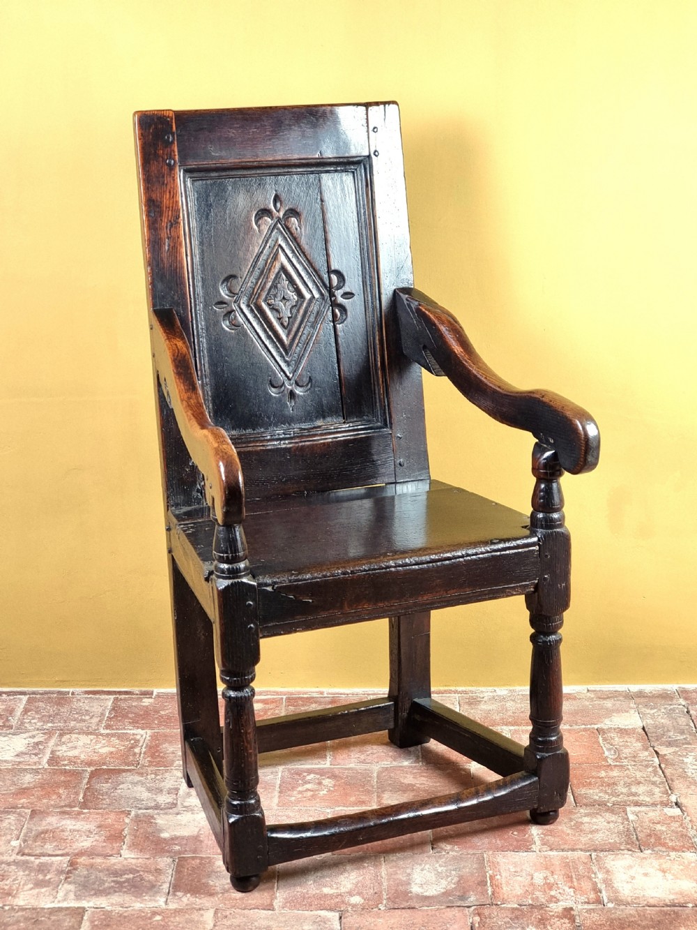A fine late 17th century wainscot chair.