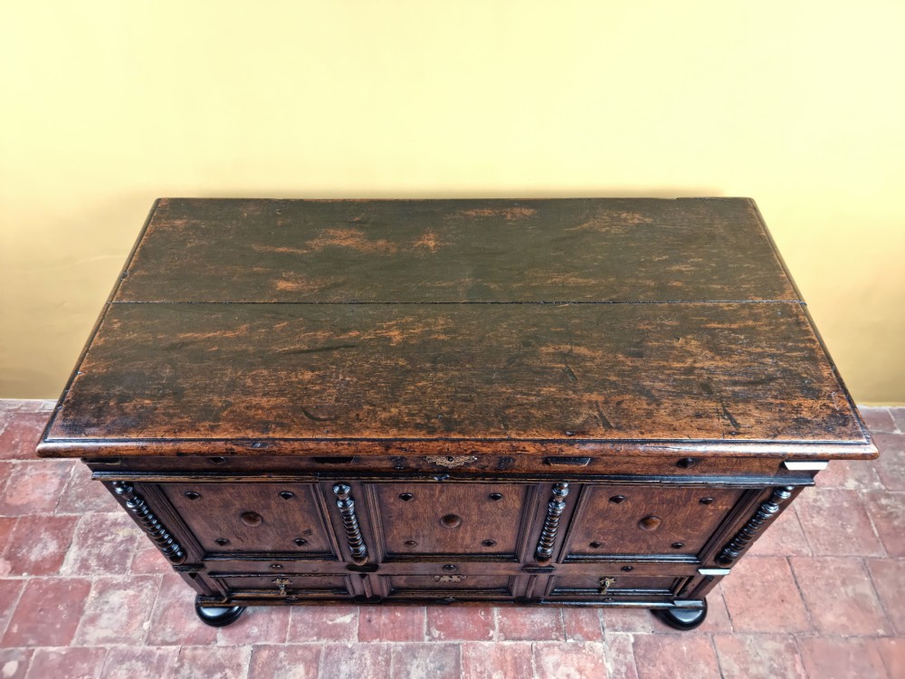 A late 17th century mule chest.  View VIII