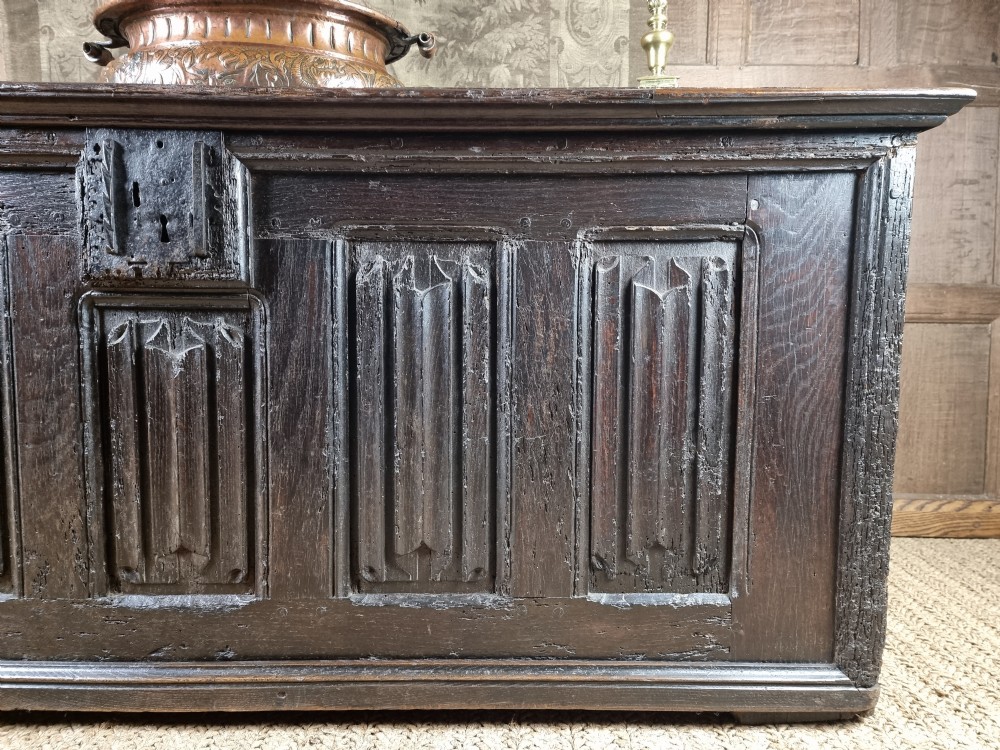 A large early 16th century linenfold coffer.  View III