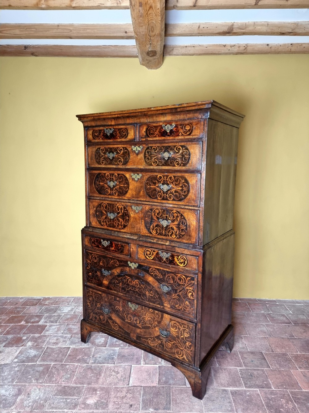 A rare George 1st Seaweed marquetry chest on chest. View XIII