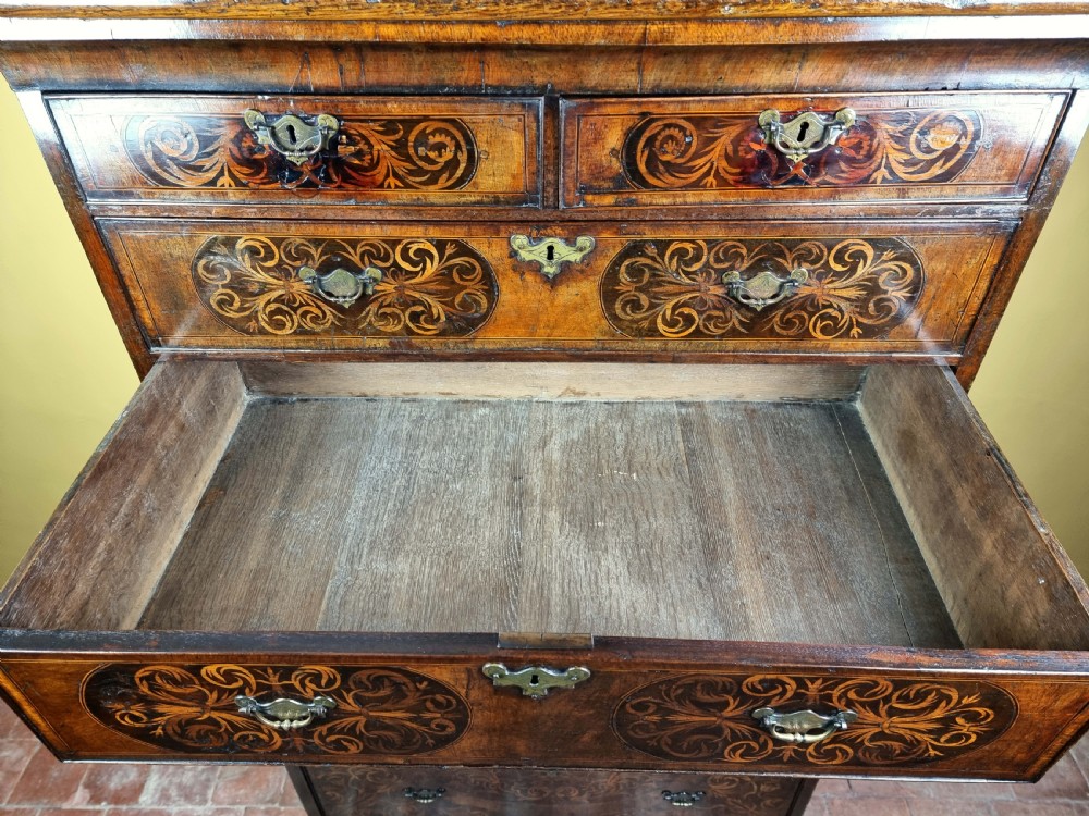A rare George 1st Seaweed marquetry chest on chest. View XVI