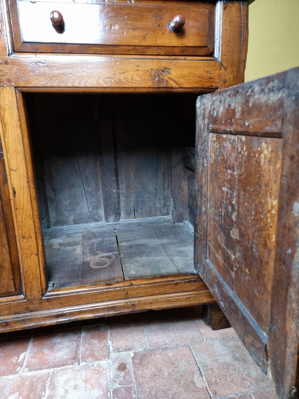 A rare mid 18th century yew wood tridarn.  View XI