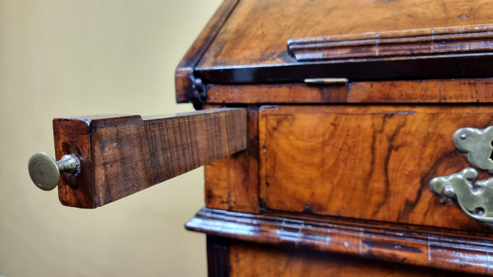 A fine queen Anne walnut bureau.  View XIX