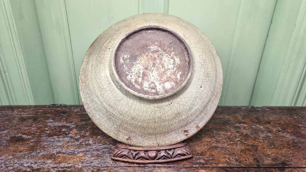A large late 16th- early 17thC Chinese Swatow ware Dish. View VIII