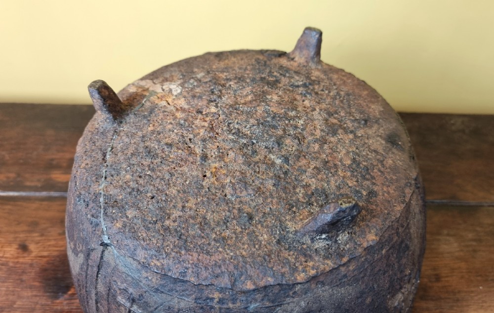 A Chinese cauldron possibly Ming period. View XI