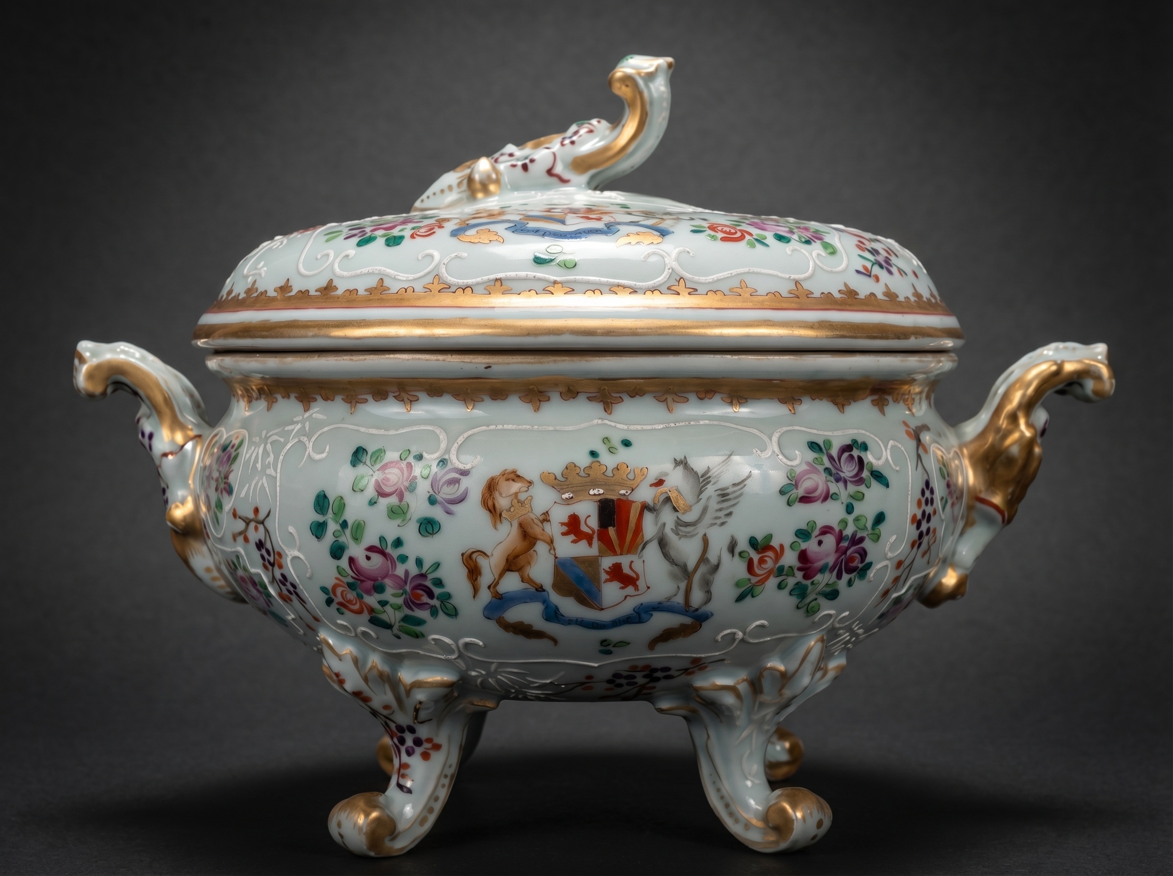 Rare Large Armorial Porcelain Tureen by Samson, Paris. Circa 1880.