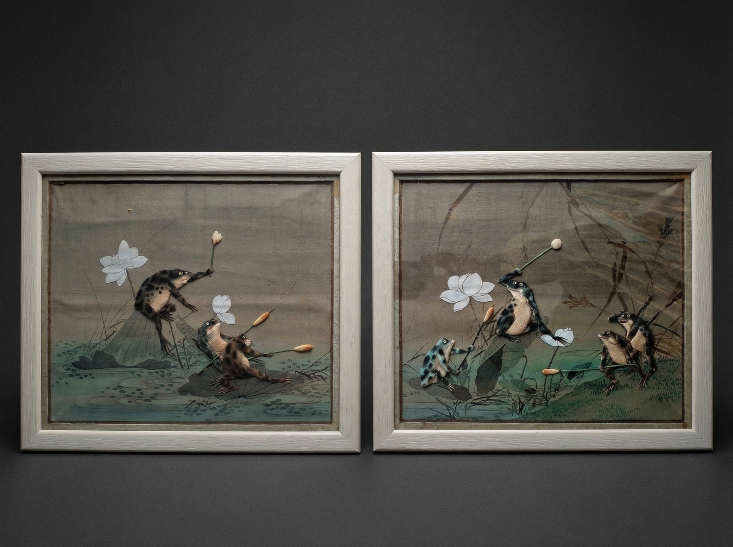 Rare Pair of Japanese Paintings on Silk  - Frog Battle. Circa 1890.