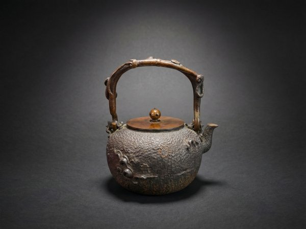 Exceptional Japan Kyoto Tetsubin, Kibundo. Circa 1880.