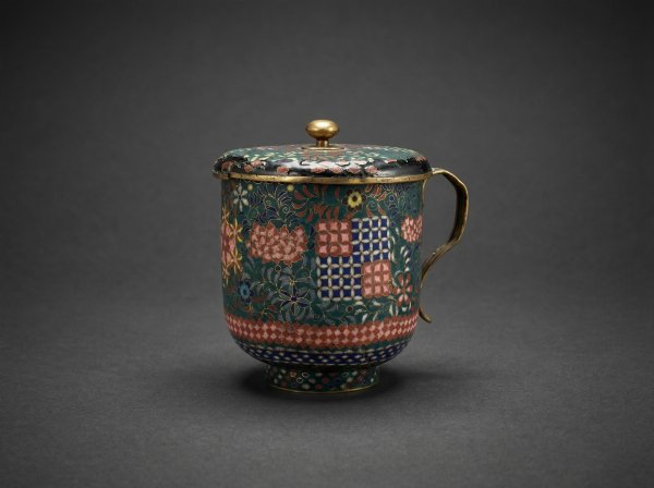 Japanese Cloisonne Enamel Cup / Mug with Lid. Late Edo Period. c1860