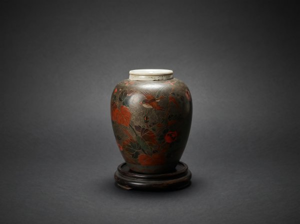 Japanese Totai Shippo Small Lidded Jar. Cloisonne with Gold Maki-e. Bird and Flowers. Circa 1890.