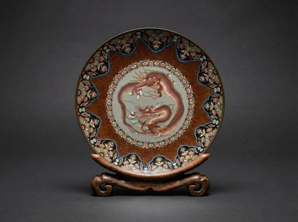 Stunning Large Japanese Cloisonne Enamel ''Dragon'' Charger. Circa 1890.